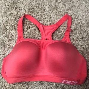 VS Sport Bra Incredible lightweight max 36C
